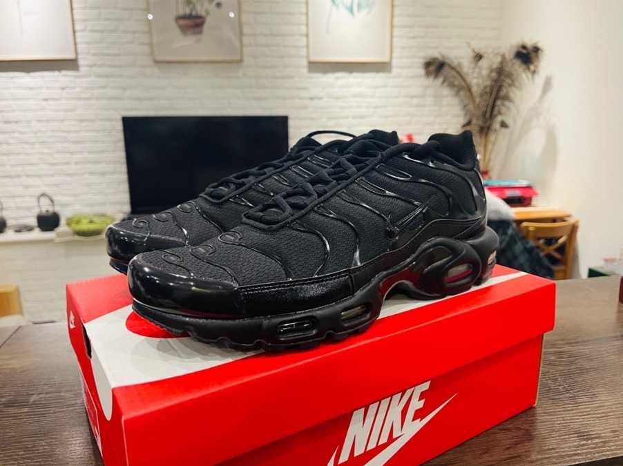Buty Trampk Nike Air Max TN Black R.39