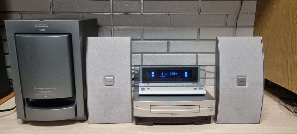 Wieza Zestaw PIONEER CT-L77. subwoofer. Pilot