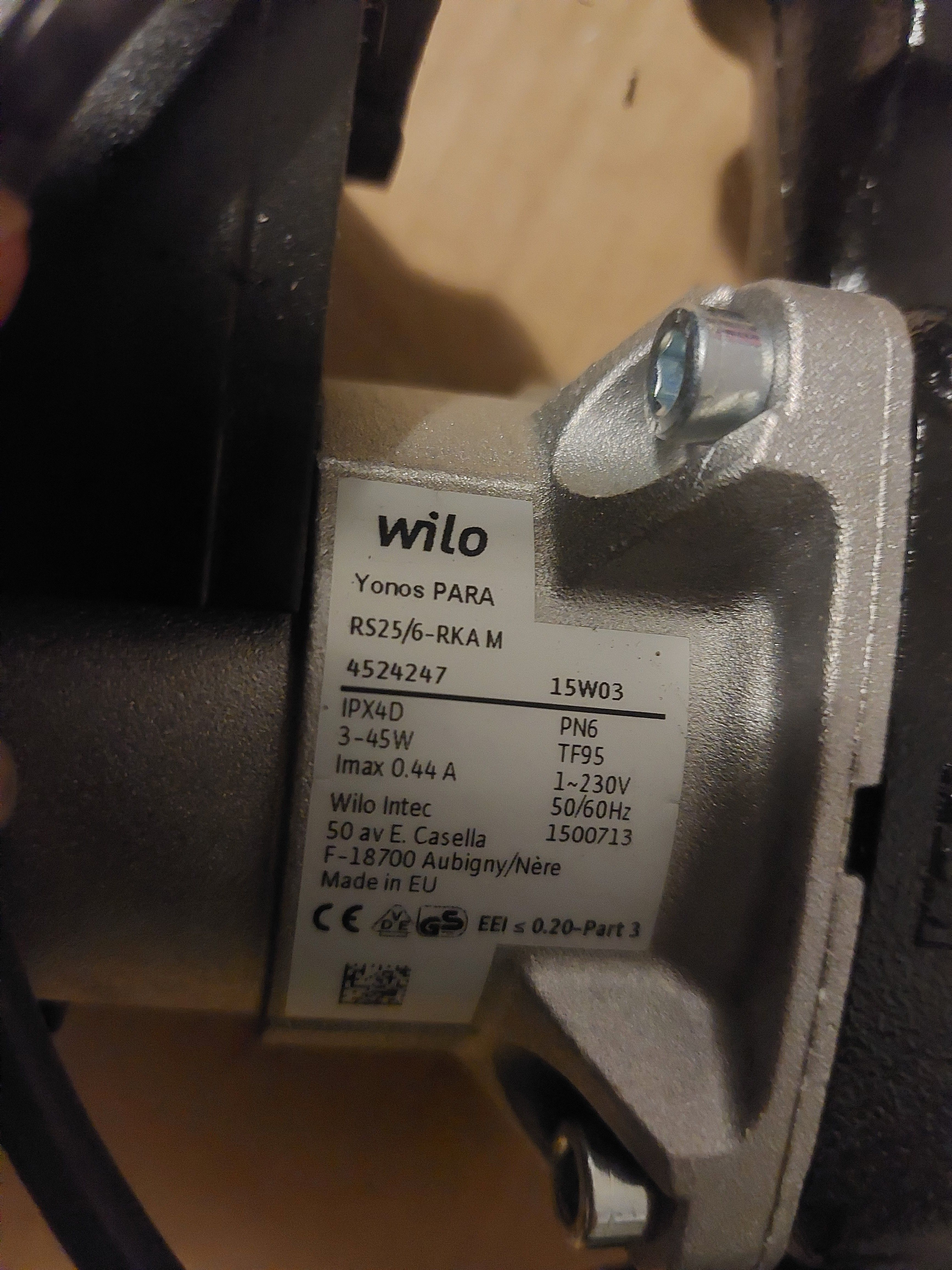 Pompa Wilo Yonos PARA  RS25/6-RKA M