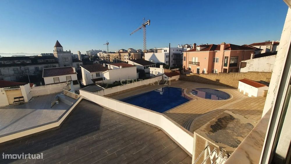 Apartamento em  São Martinho do Porto - Piscina