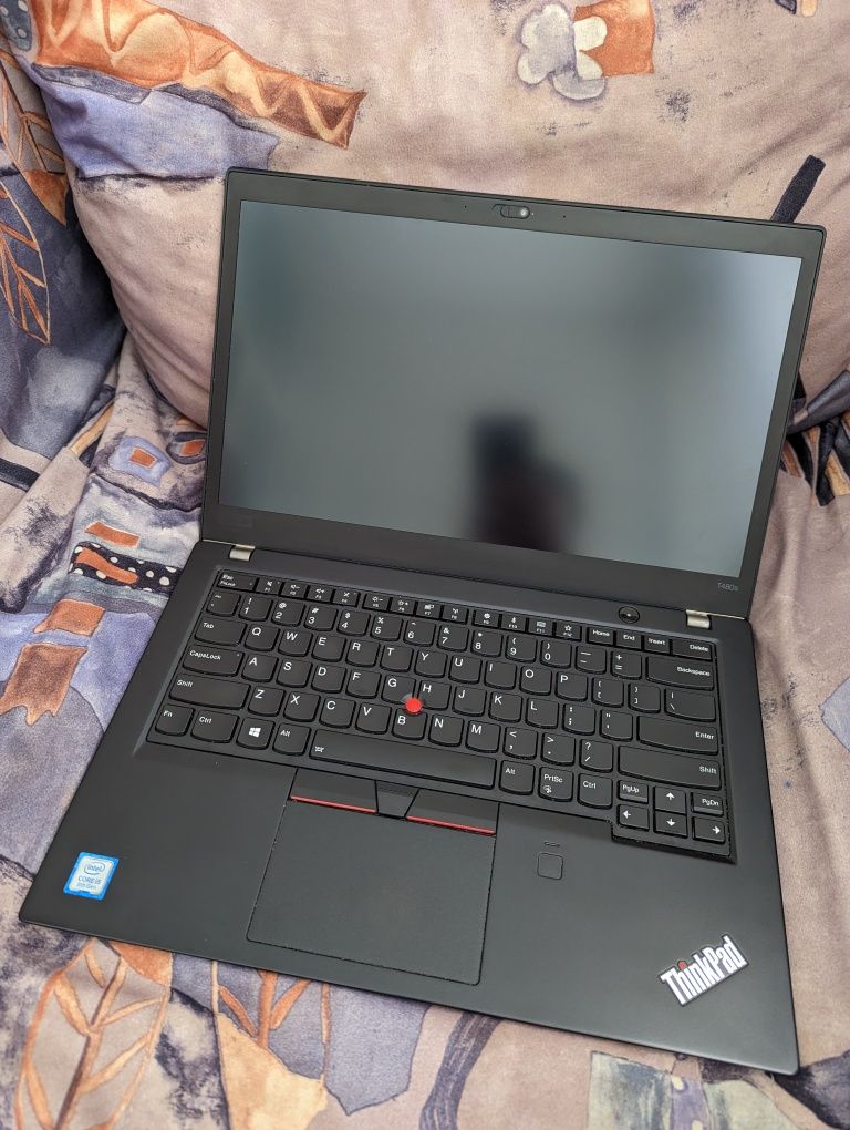 Ноутбук Lenovo Thinkpad T480s i5-8250u 8ram/0gb ssd FullHD ips