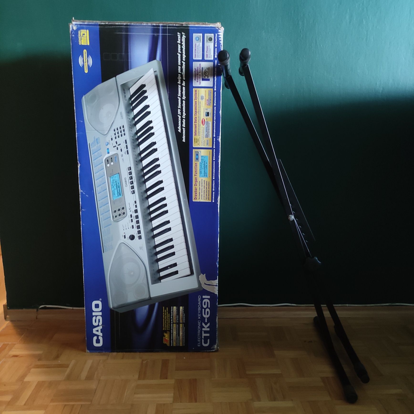Keyboard - CASIO CTK-691 + stojak (zestaw)