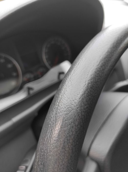 Продам автомобіль Volkswagen Touran 2004 року