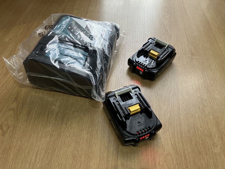 Zestaw 2 akumulatorów 2Ah BL1820B +ładowarka Makita DC18RC 2XBL1820B
