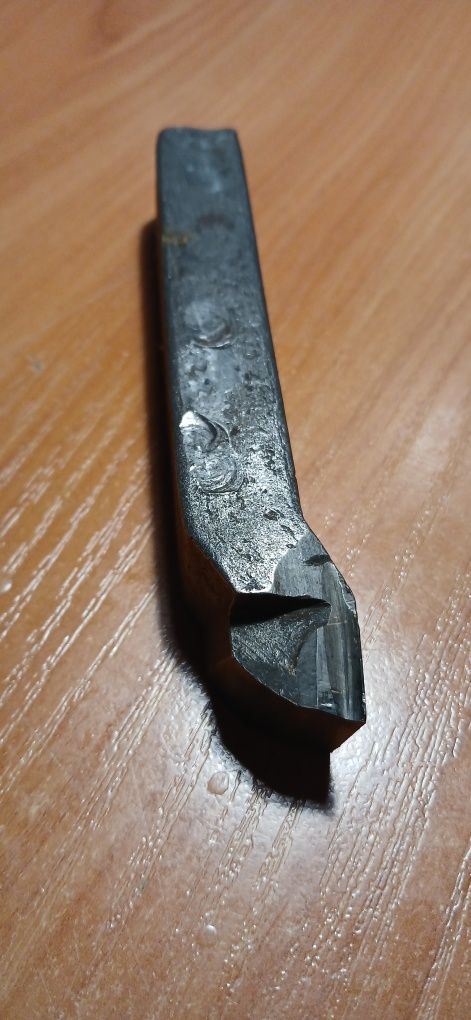 Різець токарний Т15К6