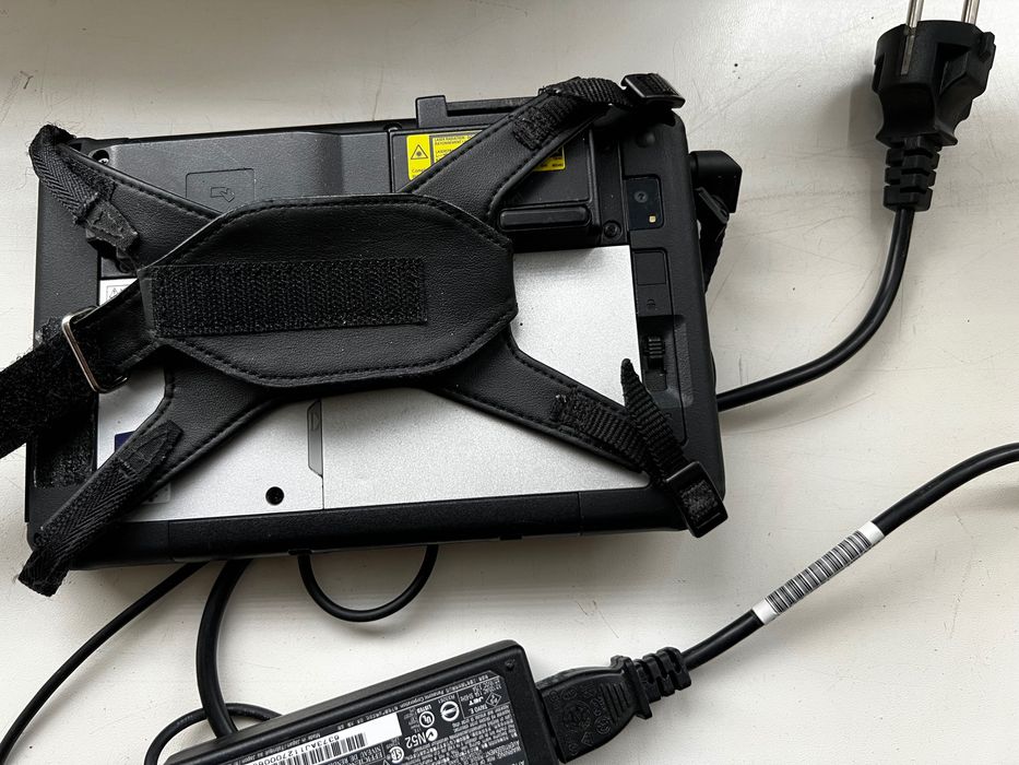 Планшет Panasonic Toughpad FZ-M1