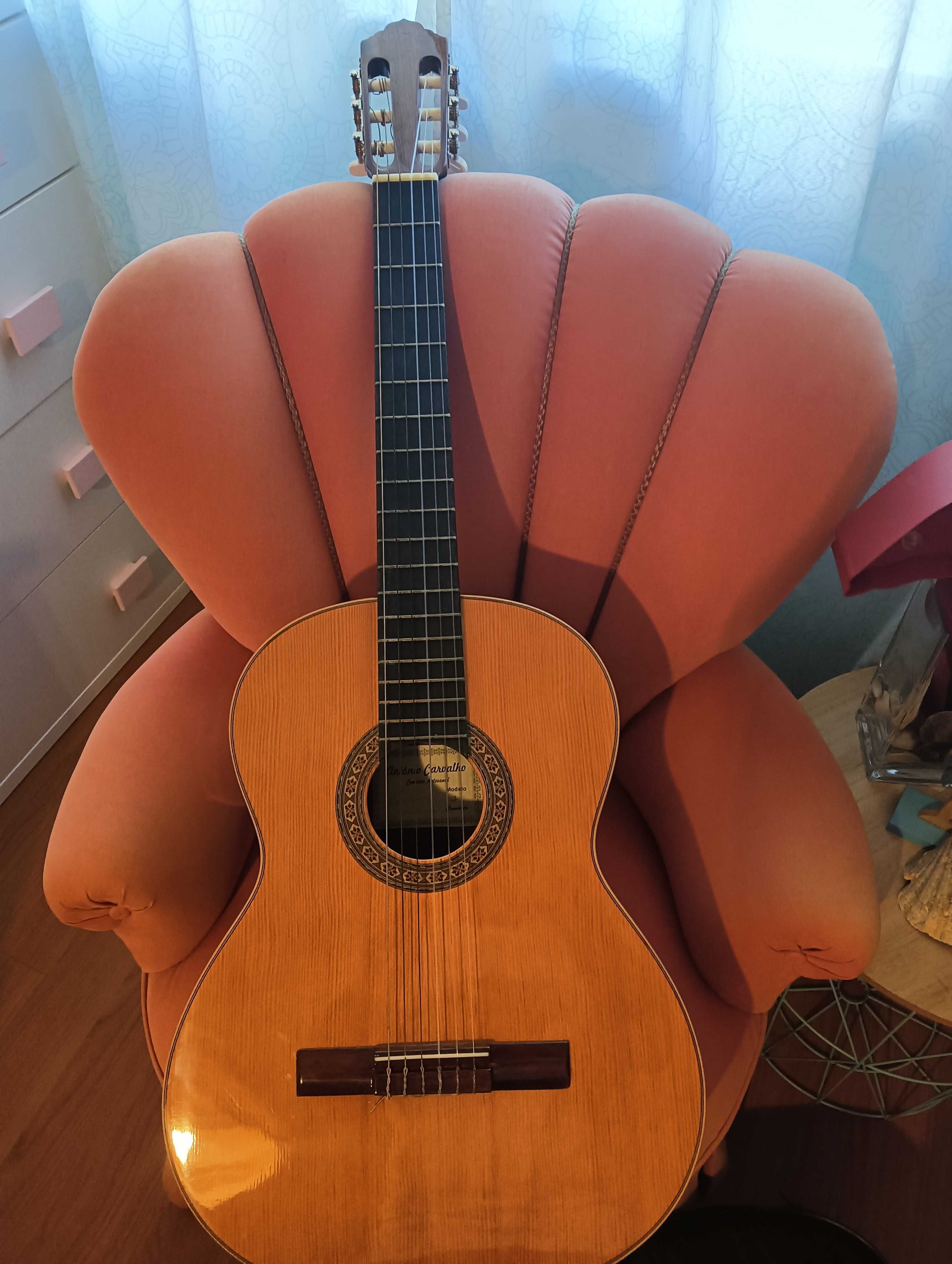 Guitarra c/mala Marca António Carvalho