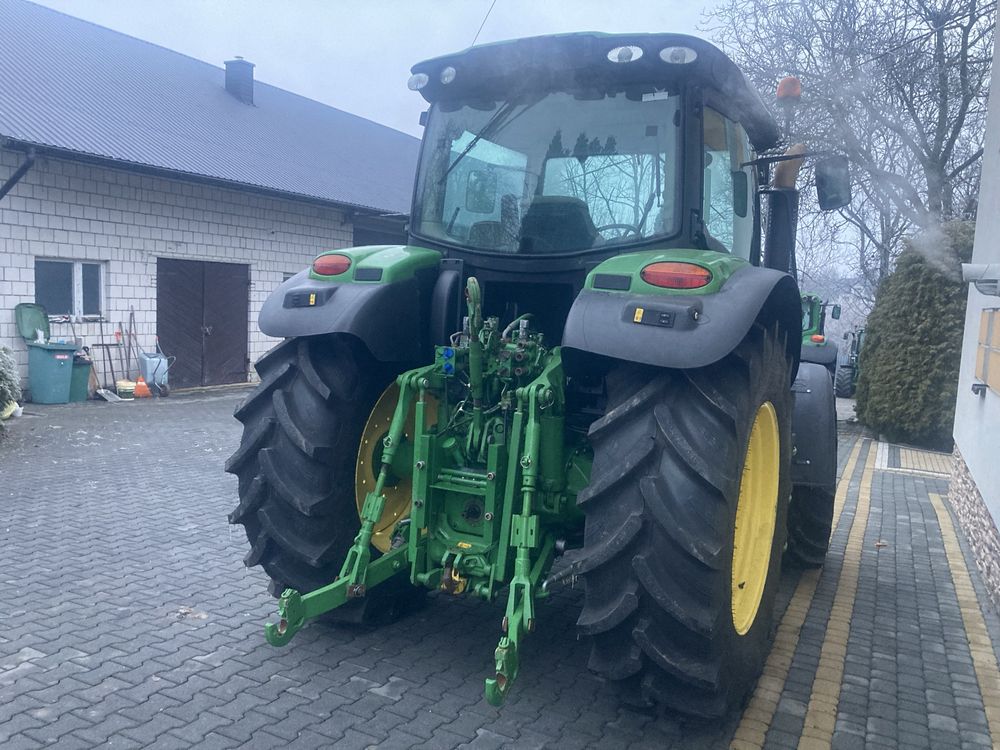 John. Deere 6150R. PowerQuad