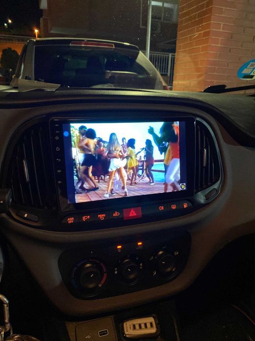 Radio Android 13 Fiat Doblo 2015:2020r gps wifi bluetooth
