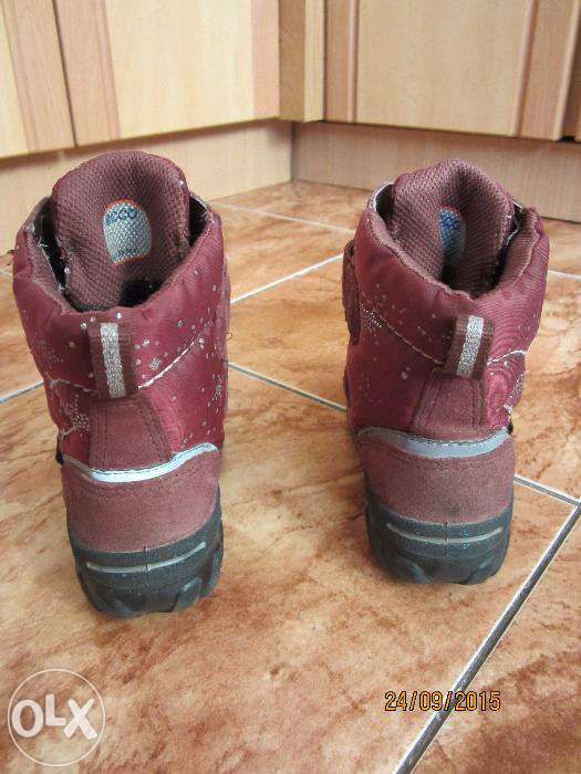 зимние ботинки фирмы ECCO