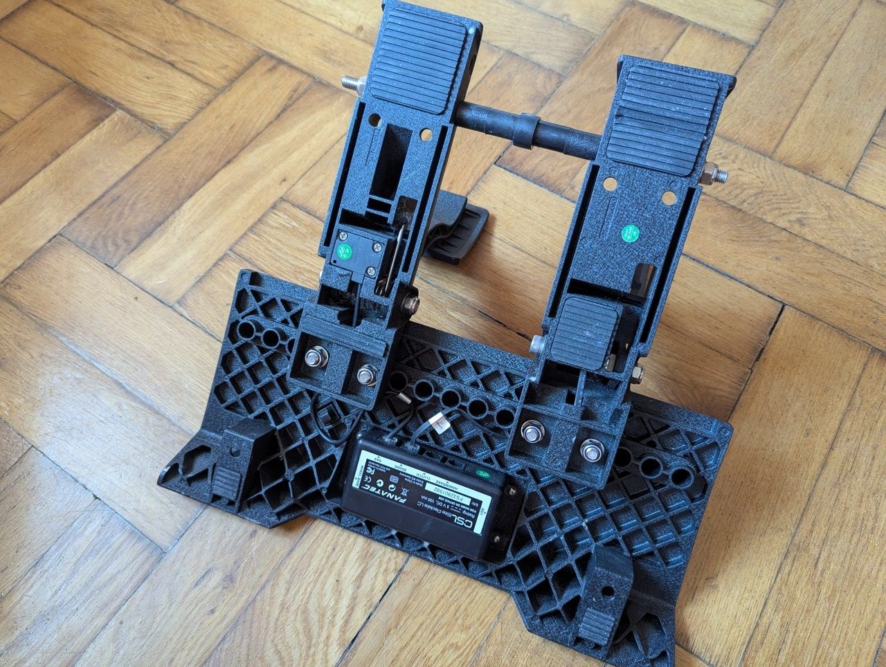 Pedały Fanatec CSL Elite z load cell