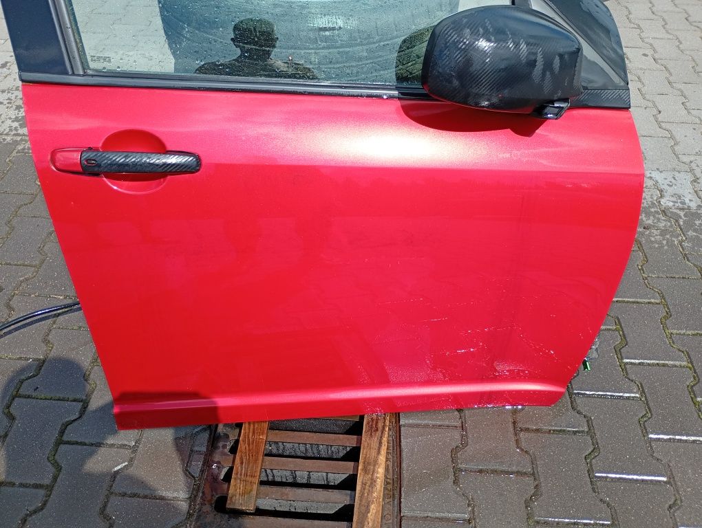 Suzuki Swift mk6 drzwi prawe przednie
