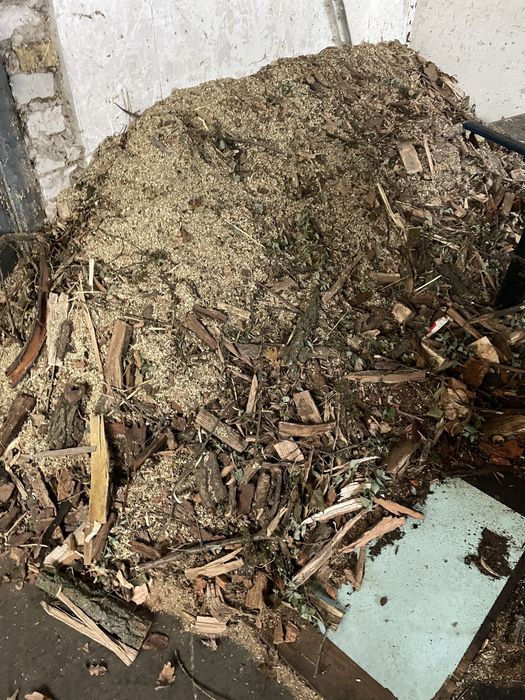 Безкоштовно, щепа, тирса, опілки дубові