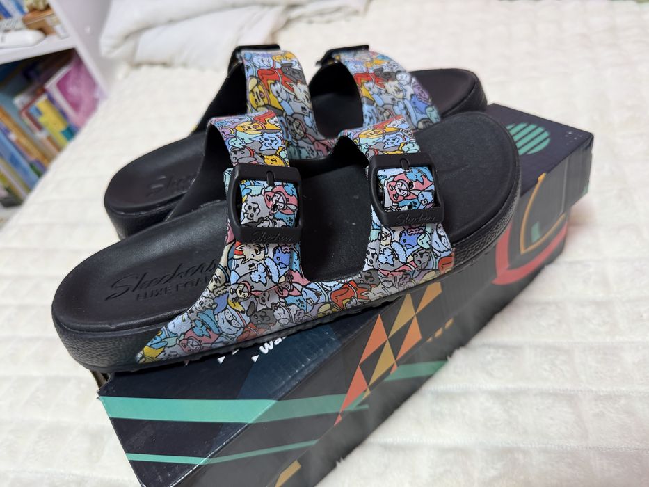 Skechers шльопанці 39 розмір