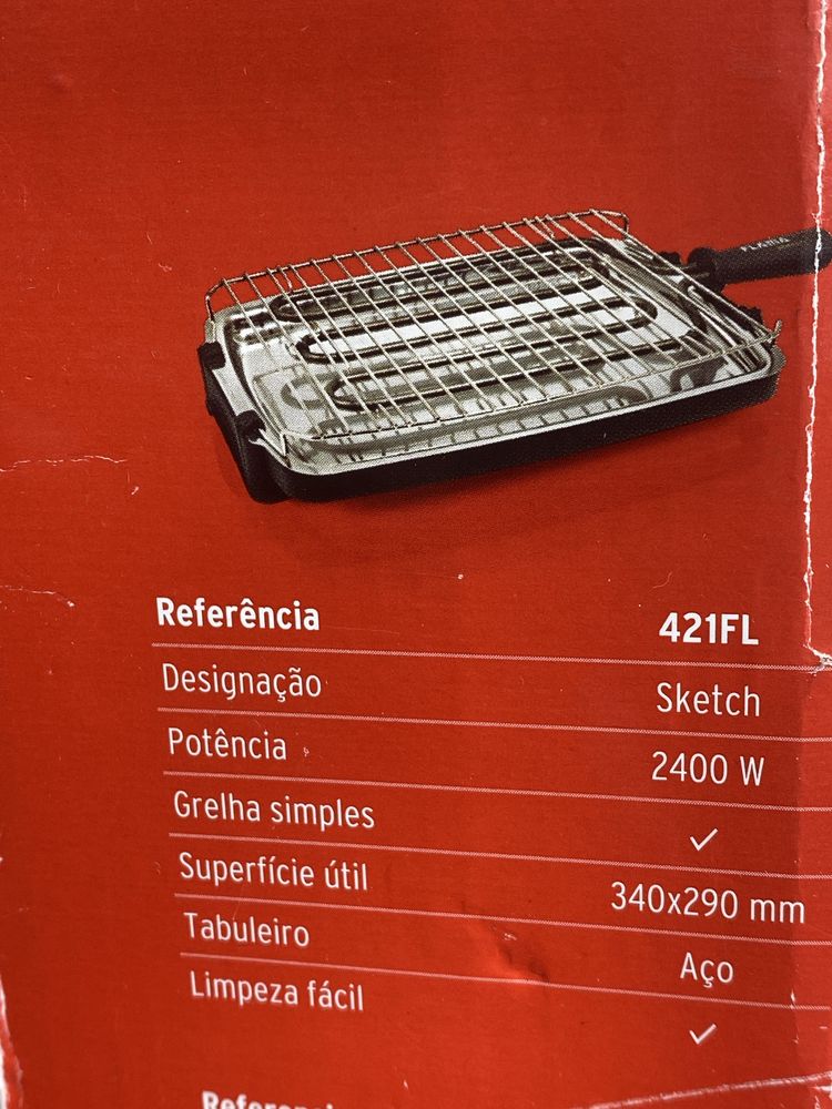 Grelhador elétrico 2400W Flama 421FL