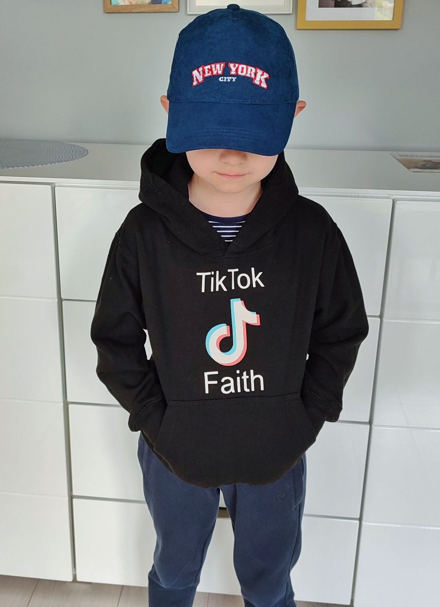 Next 6 lat Zestaw dla chłopca bluza Tik tok dżinsy koszulka