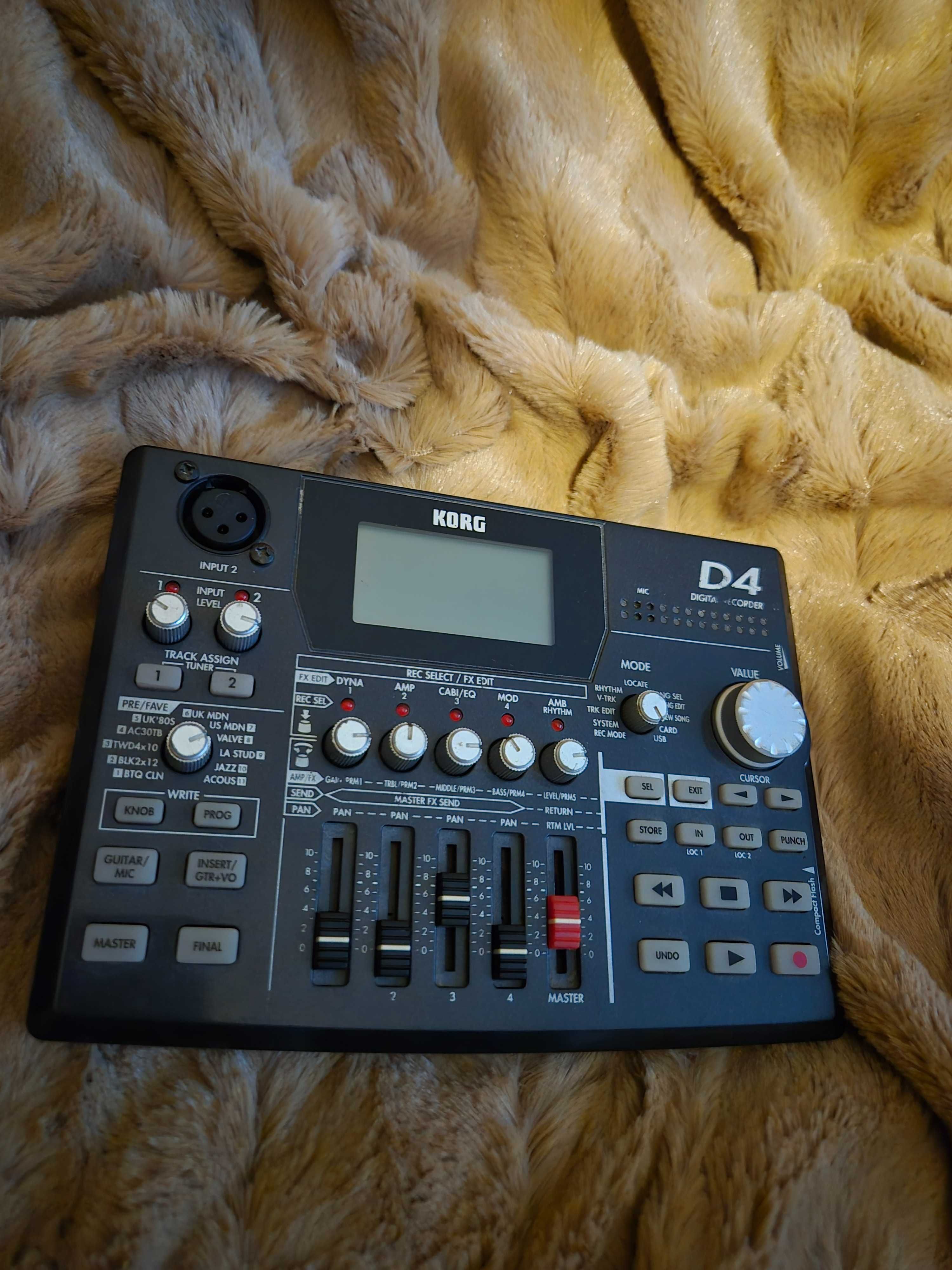 Rejestrator cyfrowy Korg D4, digital recorder