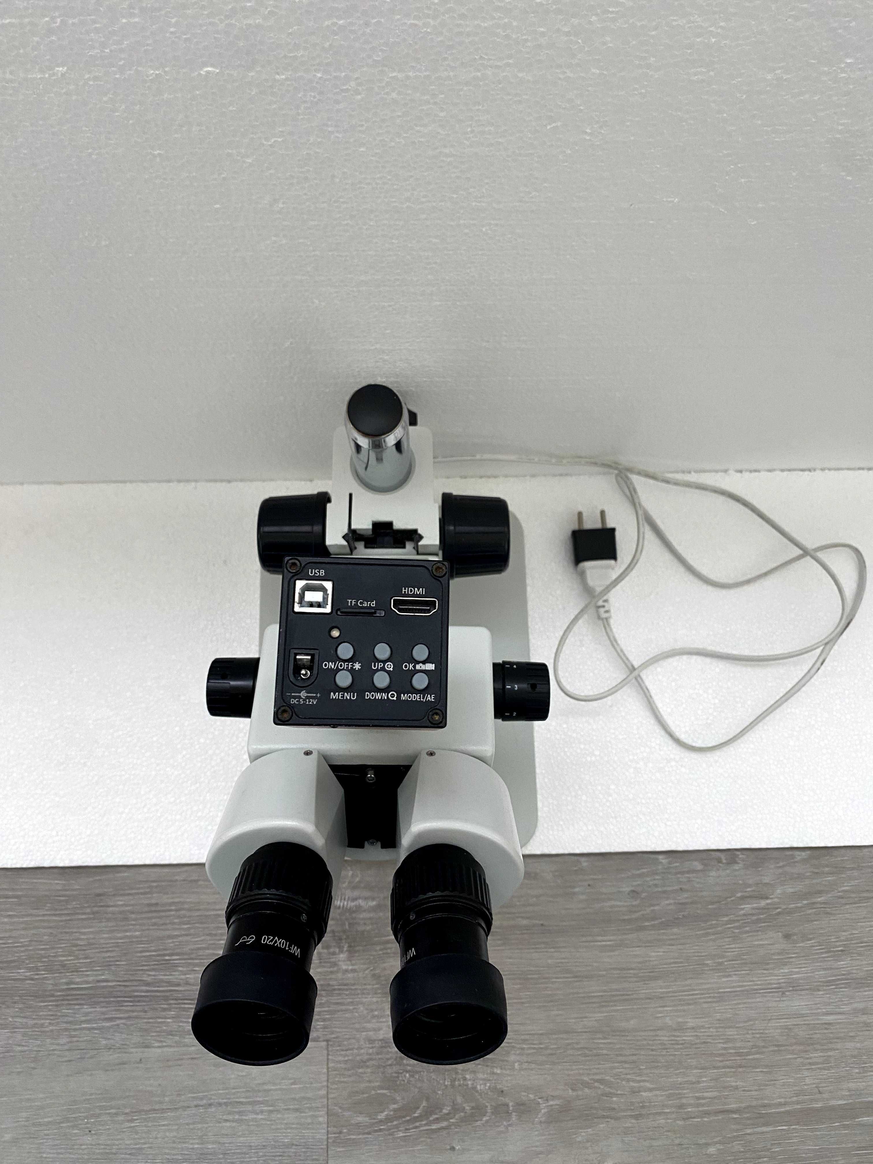 Microscópio Profissional KAISI KS-37045A