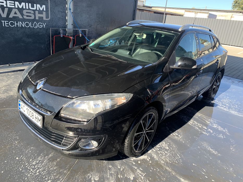 Економне авто Меган 2013 Bose