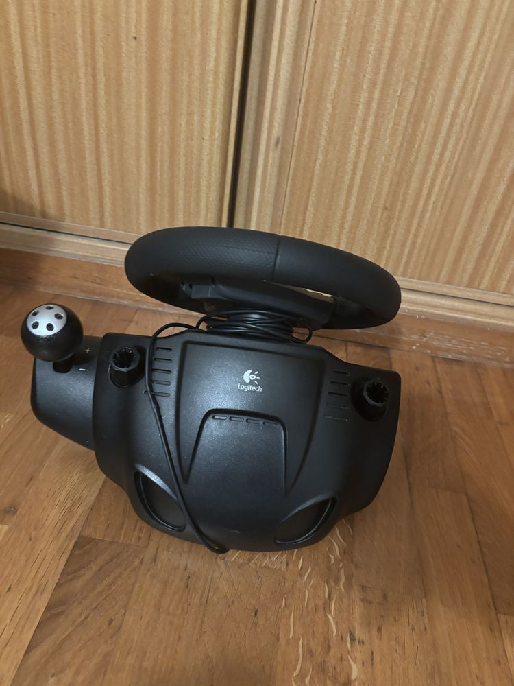 volante logitech pro para pc