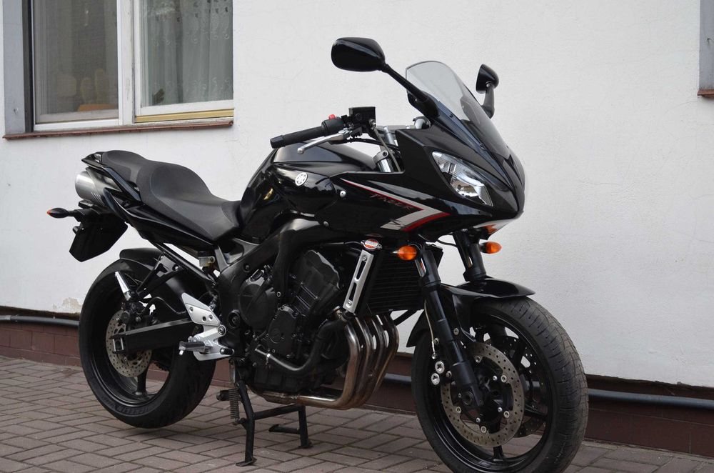 YAMAHA FZ6 Fazer 600 S2