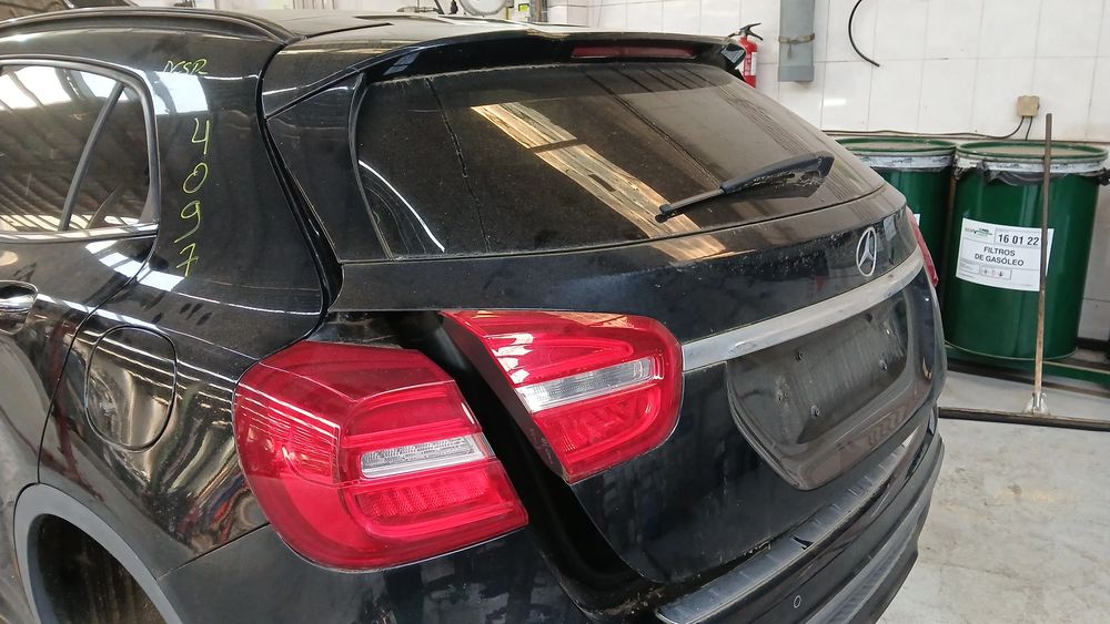 Porta / tampa da mala MERCEDES-BENZ GLA (X156)