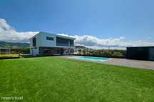 Moradia T4 com Piscina | Ribeira Grande