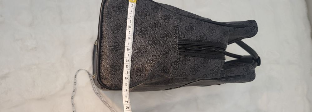 Guess Nowa piękna duża torba.