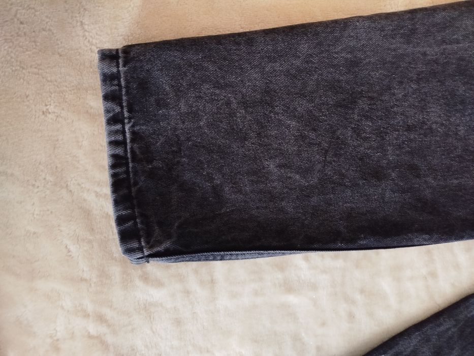 Spodnie dżinsy idealne czarne 146