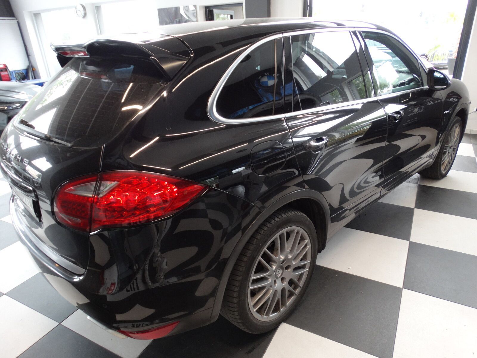 Porsche Cayenne 4X4/Diesel/Automat/Navi/Tempomat/Bluetooth/Skóra