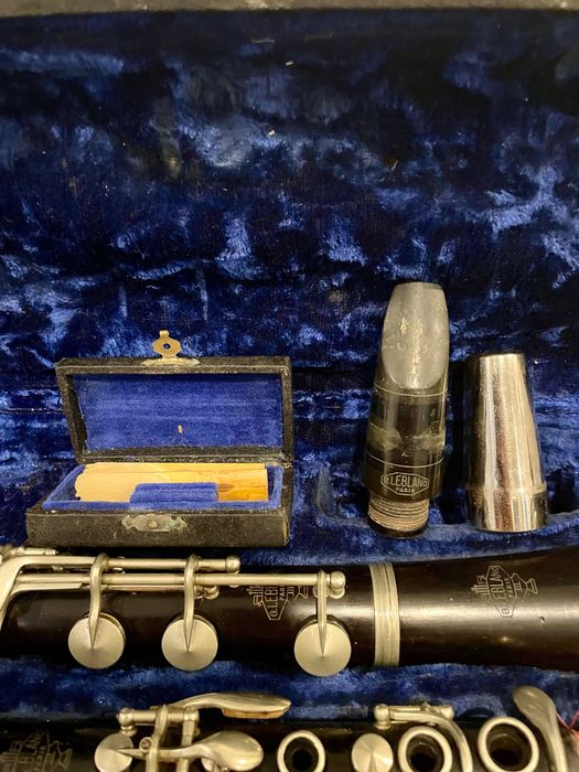 Clarinete profissional G Leblanc antigo com estojo e acessórios