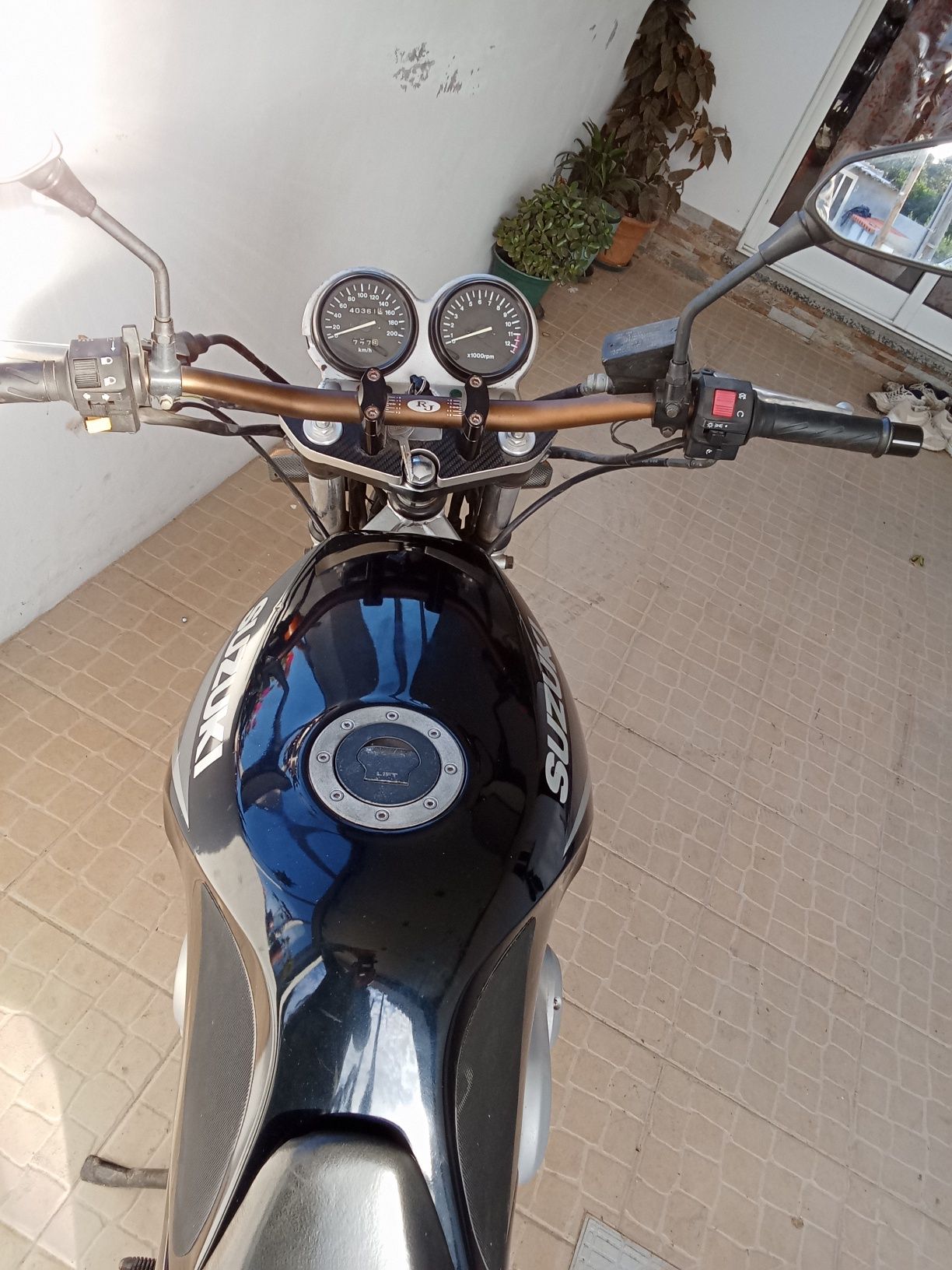Mota Suzuki GS500