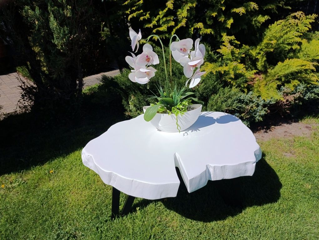 Stolik kawowy z plastra drewna loft