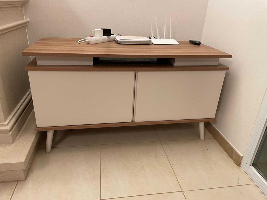 Mesa de sala ou móvel de televisão