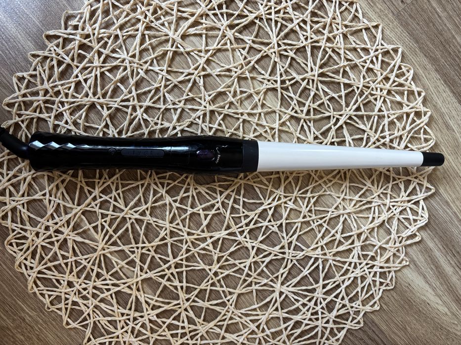 Плойка та утюжки для волосся