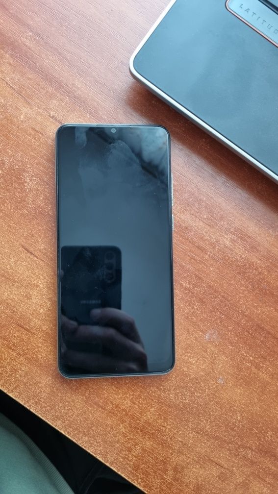 ZTE A52 (4/64) в чудовому стані з одним нюансом