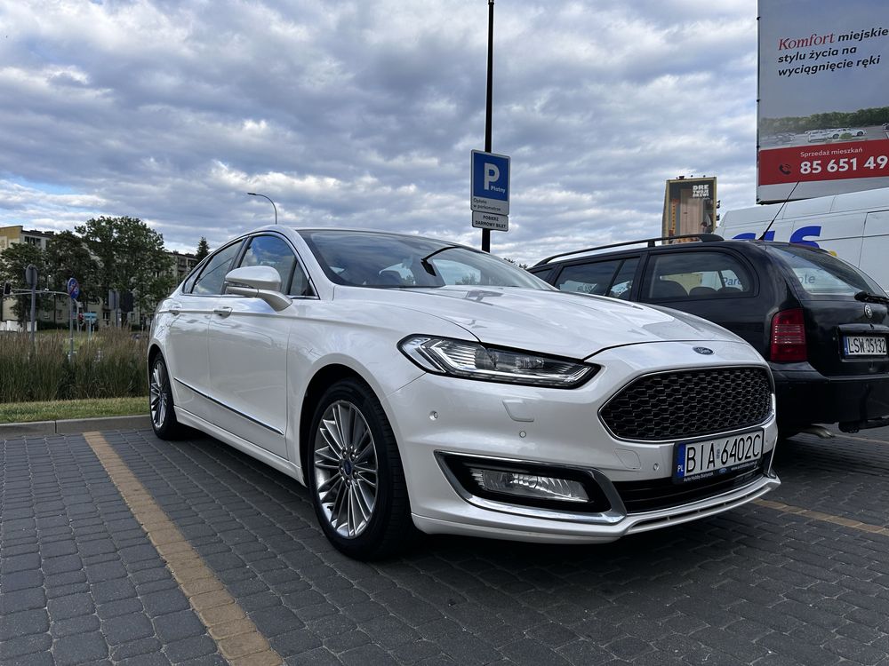 Ford Mondeo Vignale Sedan 2.0 TDCi 4x4