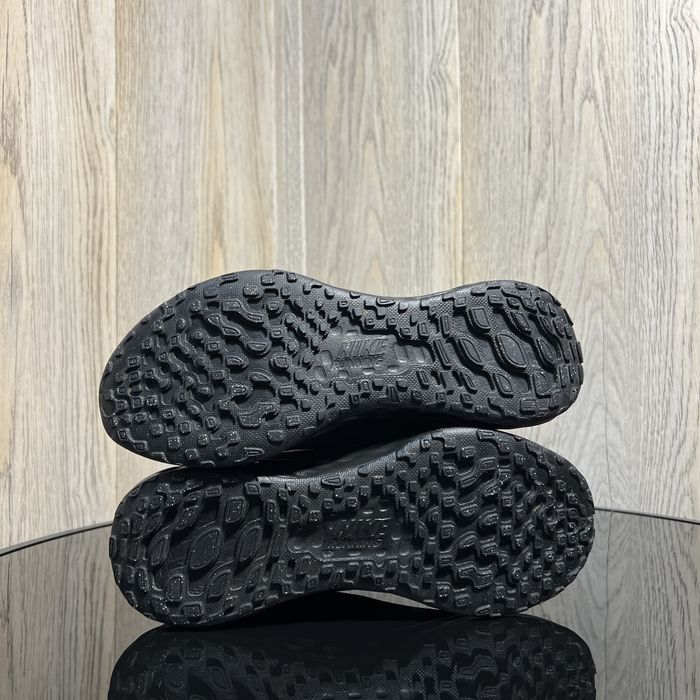 Продам оригінальні дитячі  кросівки Nike Revolution 6 ( 35р-22см)