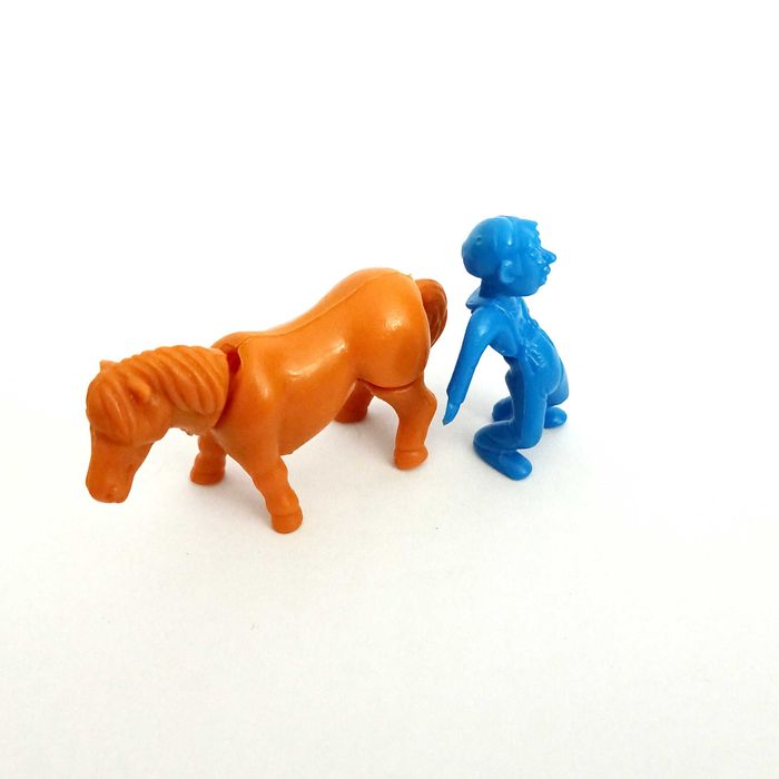 Фигурки из Киндер сюрприз