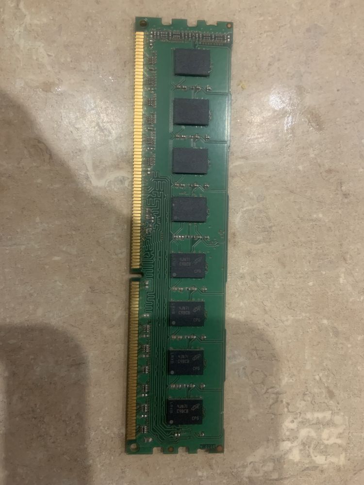 Оперативна пам’ять DDR3 8GB 1600 для пк
