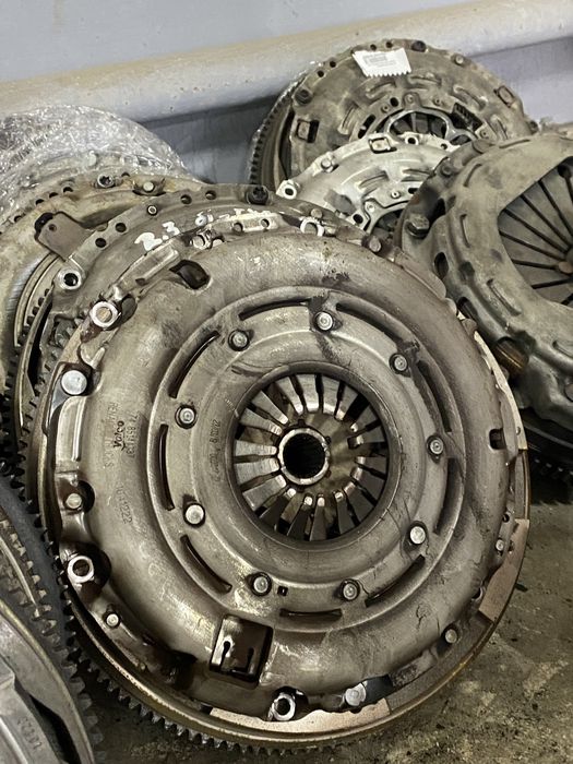 Комплекти щеплень, демпфер Renault Master Trafic Movano Astra