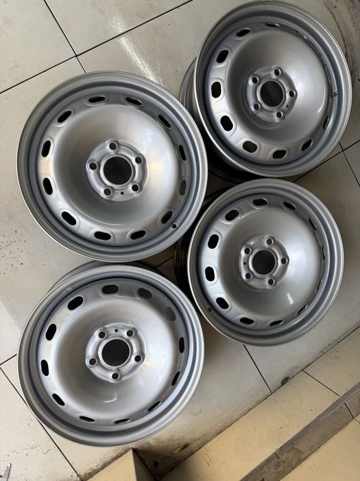 Felgi 16 5x114,3 ET50 Renault Vivaro Trafic