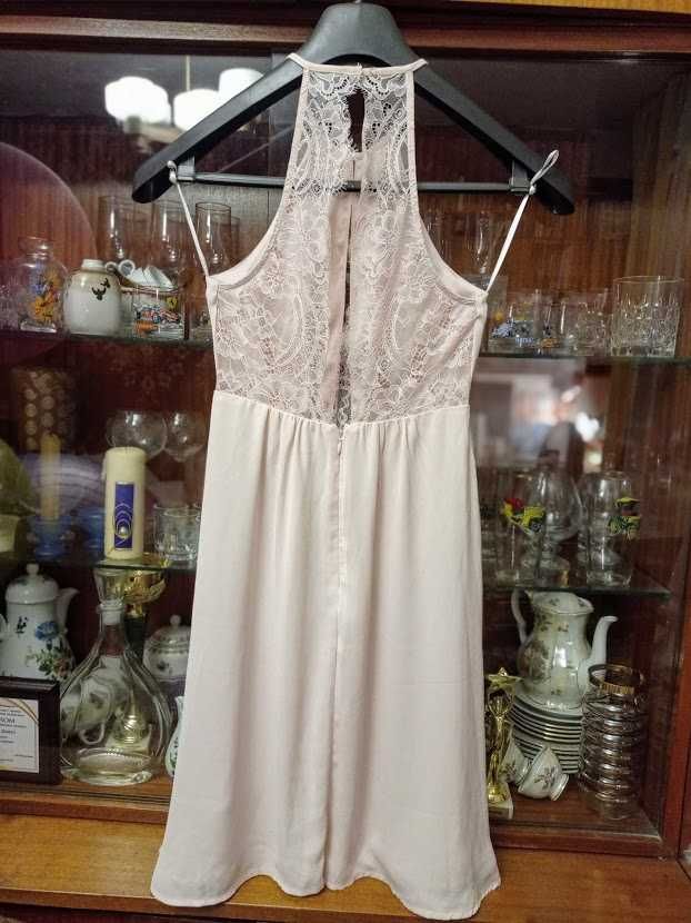 Нежно-розовое платье h&m размер 32