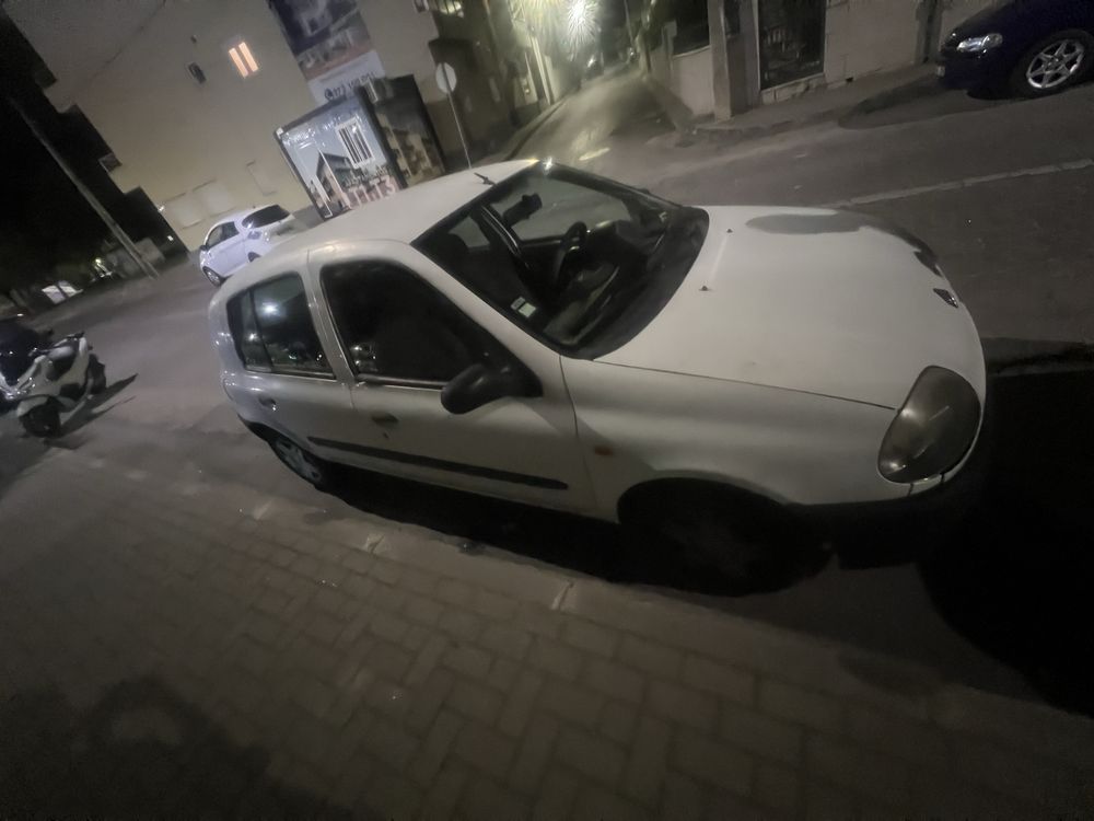 Clio 1.2 1998 essence