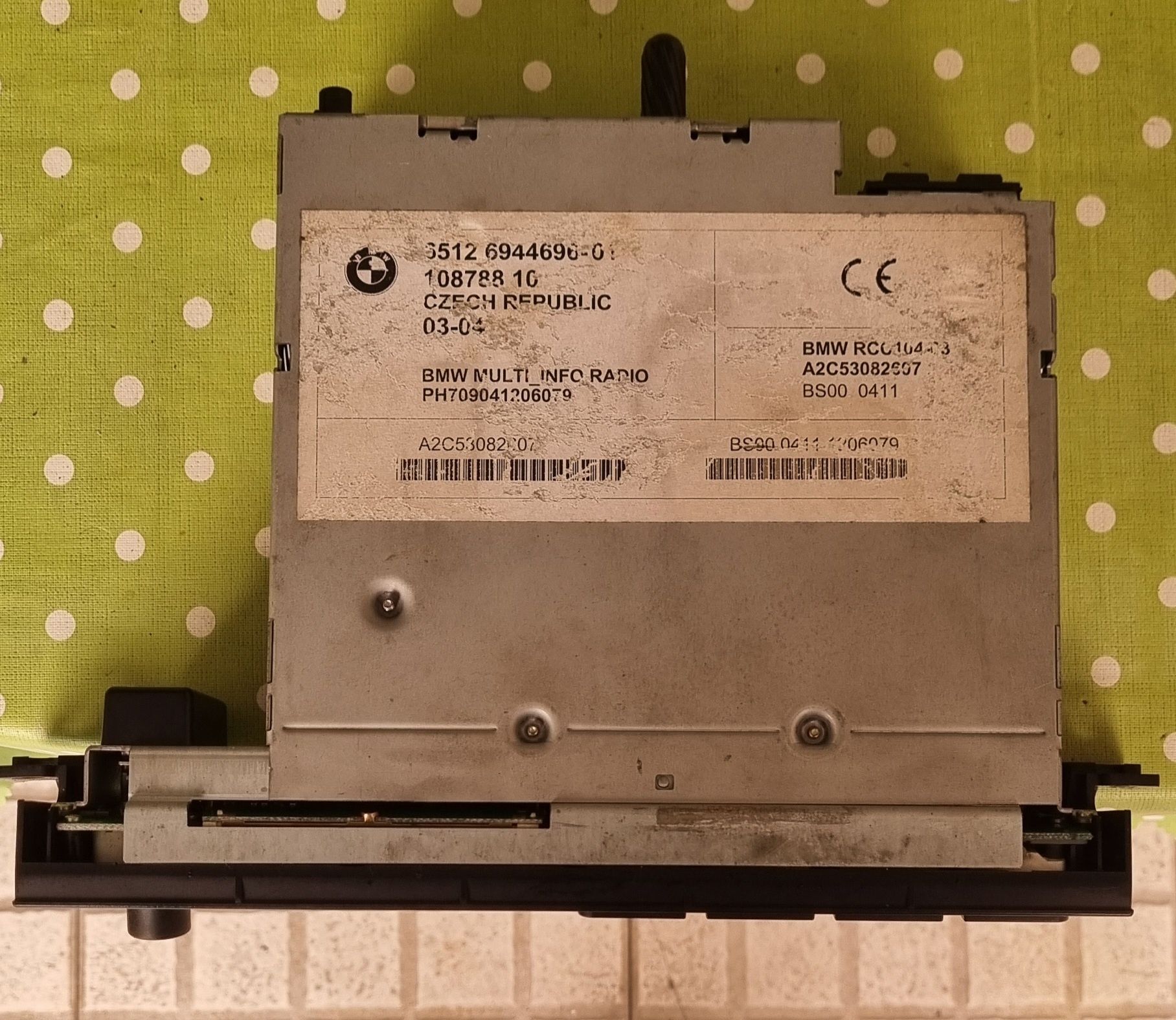 auto radio do bmw é 46 com GPS vendo por ter trocado por outro com cd