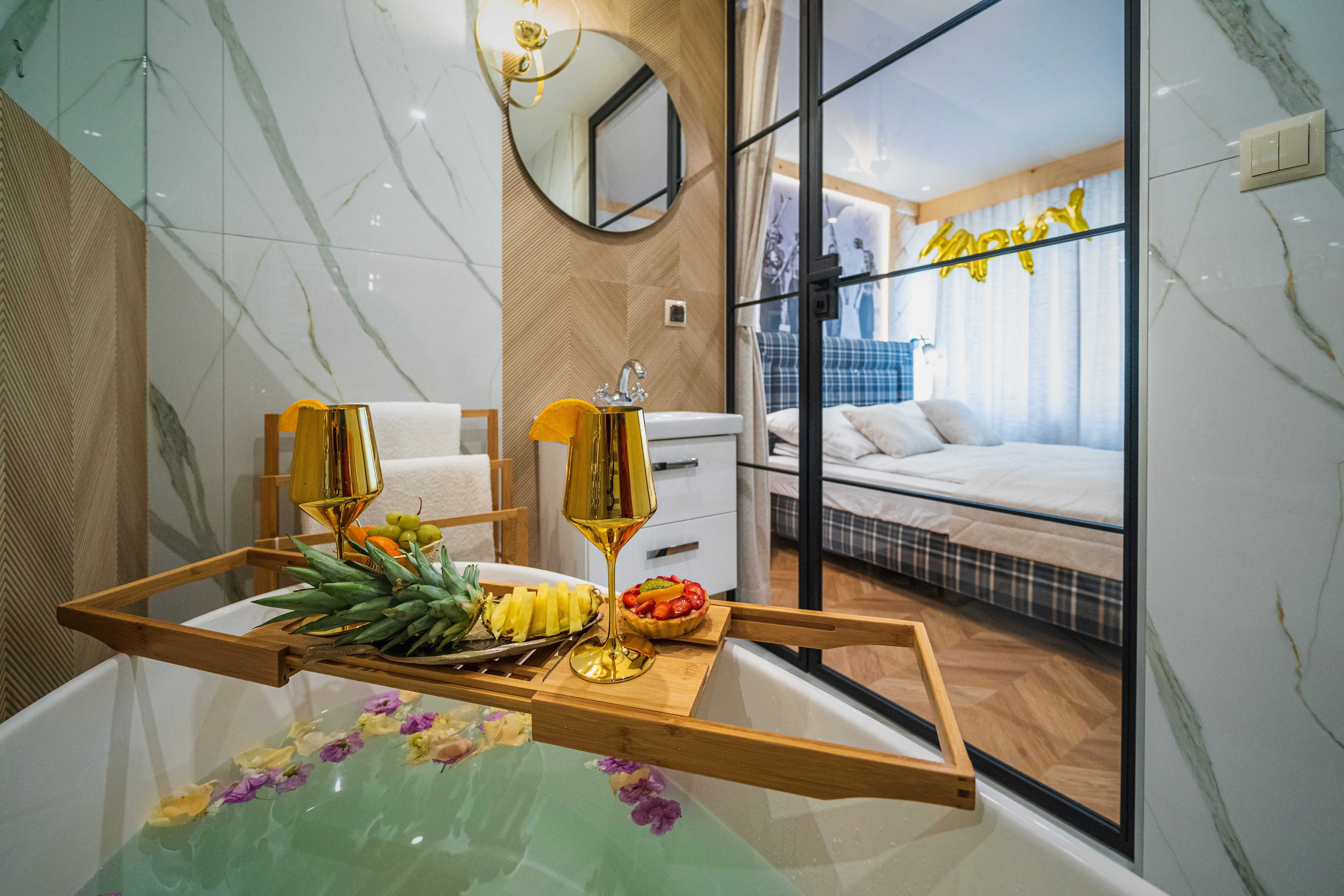 Wakacje w górach Pokoje z jacuzzi Noclegi Zakopane Noclegi z jacuzzi
