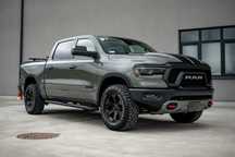 Dodge RAM Dodge RAM Rebel pierwszy właściciel w Polsce