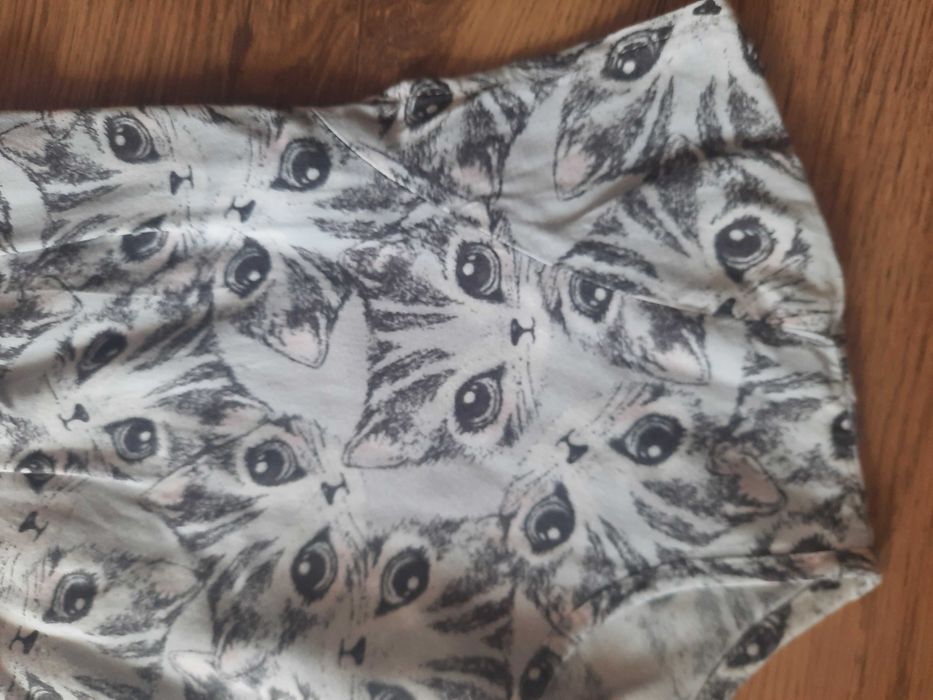 Śliczna sukienka w koty H&M 128 cm