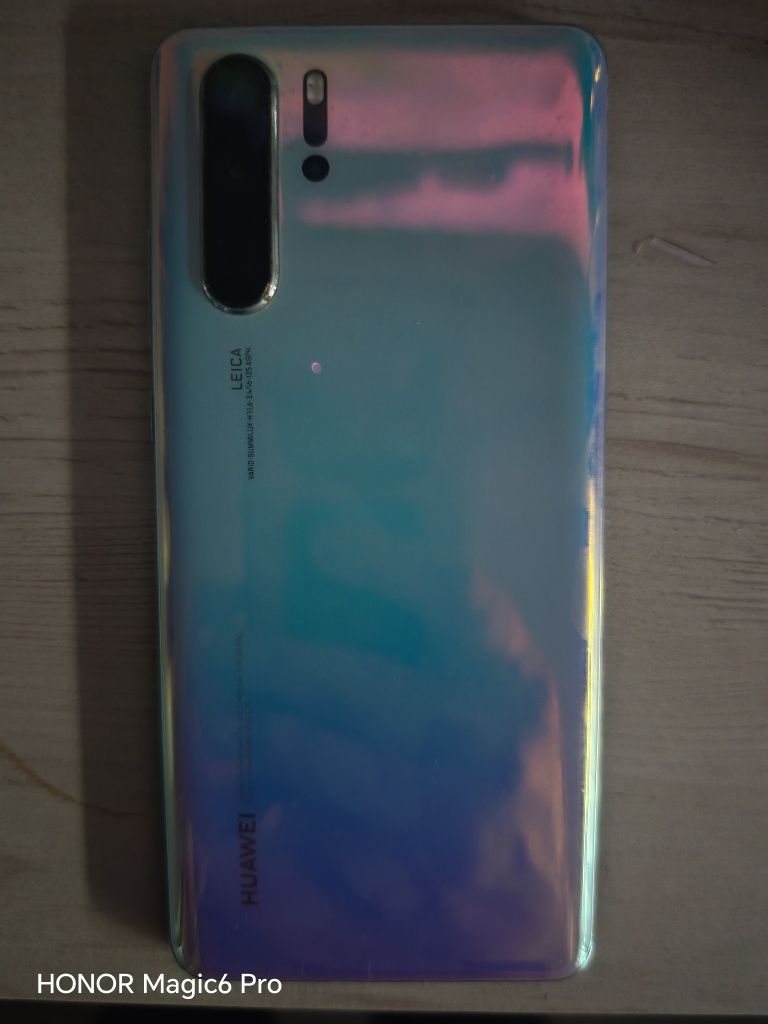 Продам Huawel p30 pro