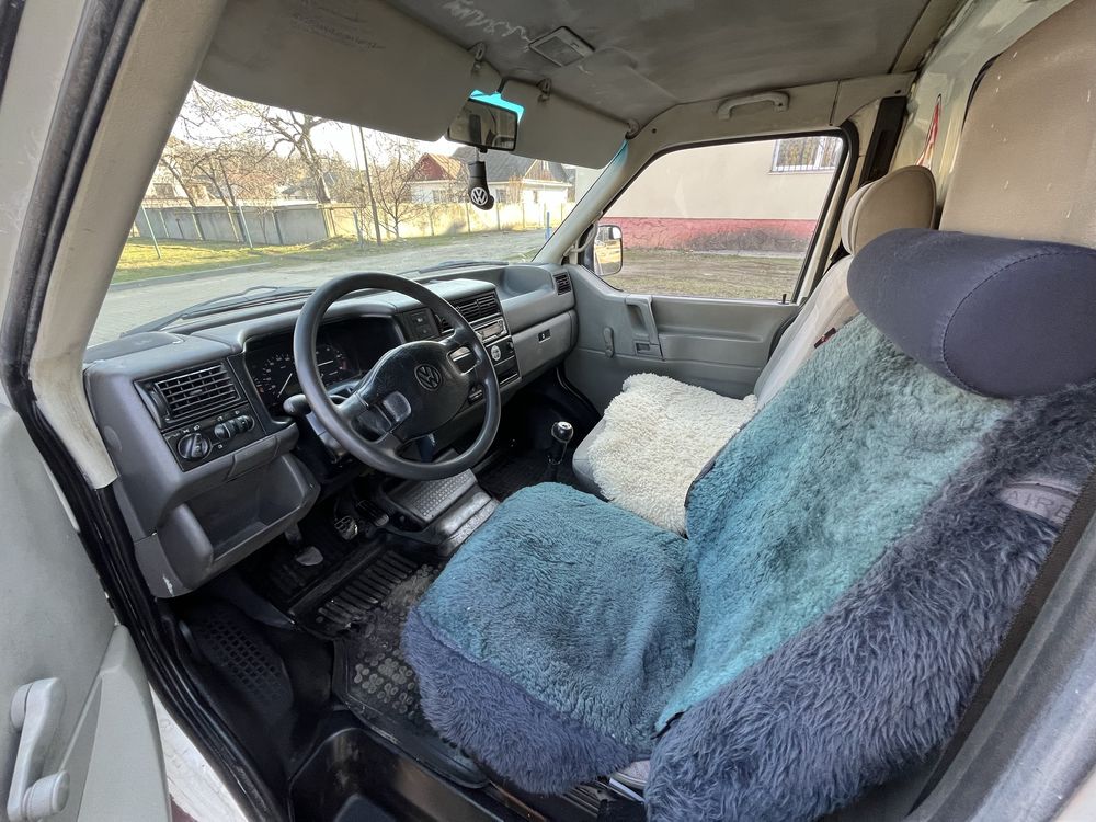 Volkswagen transporter t4 2.5 75 kwt